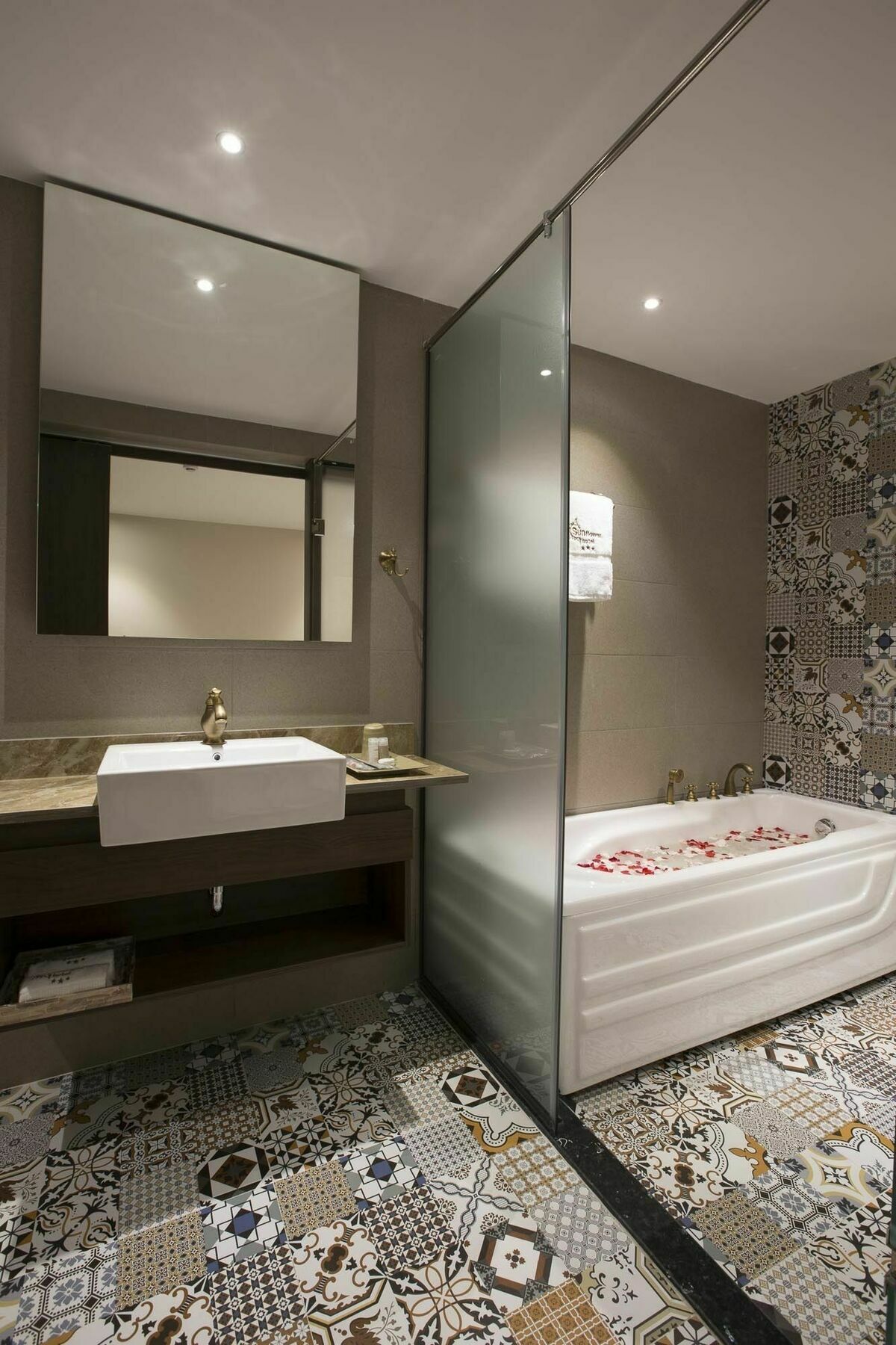 Sunflower Cbq Hotel مدينة هوشي منه المظهر الخارجي الصورة